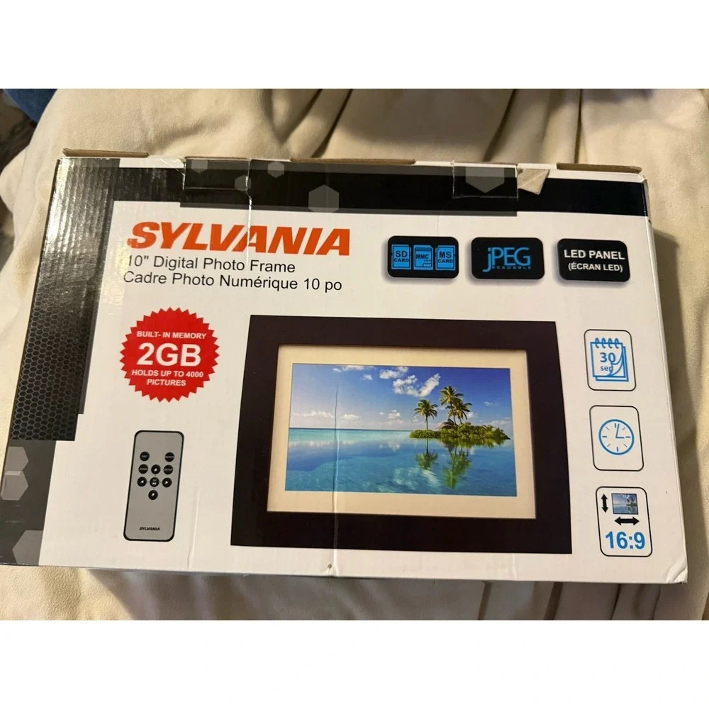 Sylvania SDPF1089‎ 10